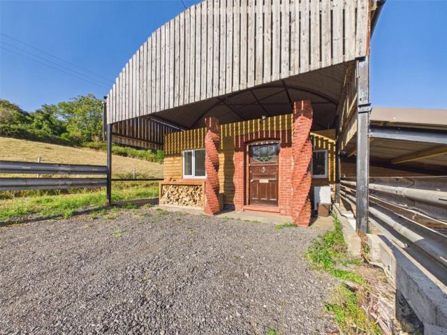 House for rent in South Hill, Bleadon