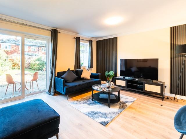 House for rent in Woodloes Park, Green Close