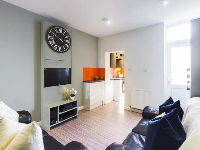 House for rent in Stoke, Stoke-on-Trent