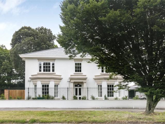 House for rent in Totteridge, Greater London