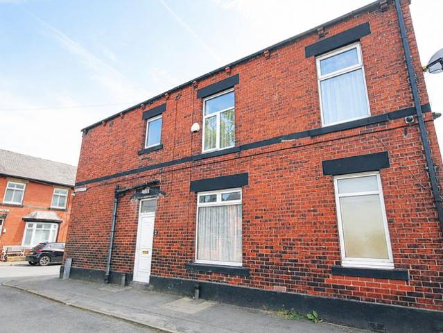 House for rent in Clough, Burnedge