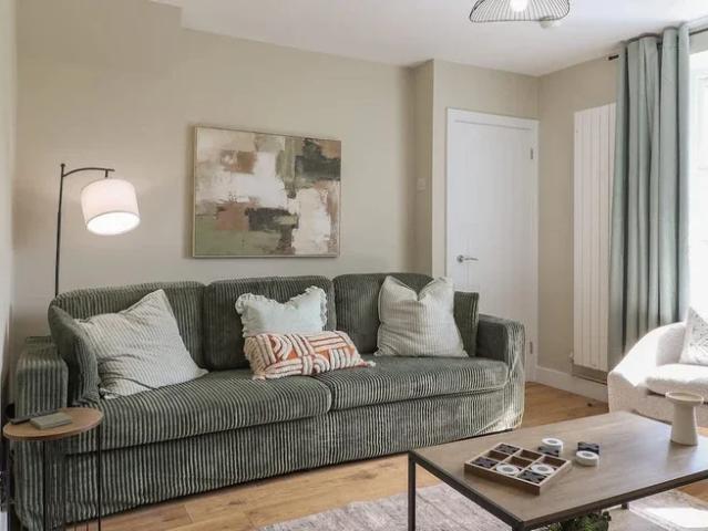 House for rent in Robertstown, Trecynon
