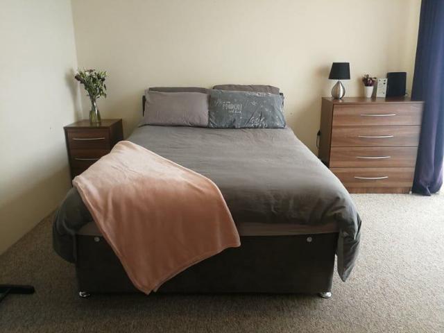 Room for rent in Broadfield, Glynde