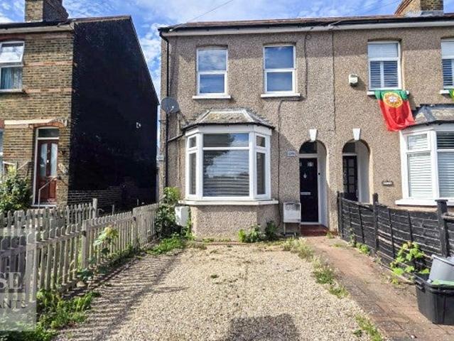 House for rent in Broxbourne, Hertfordshire