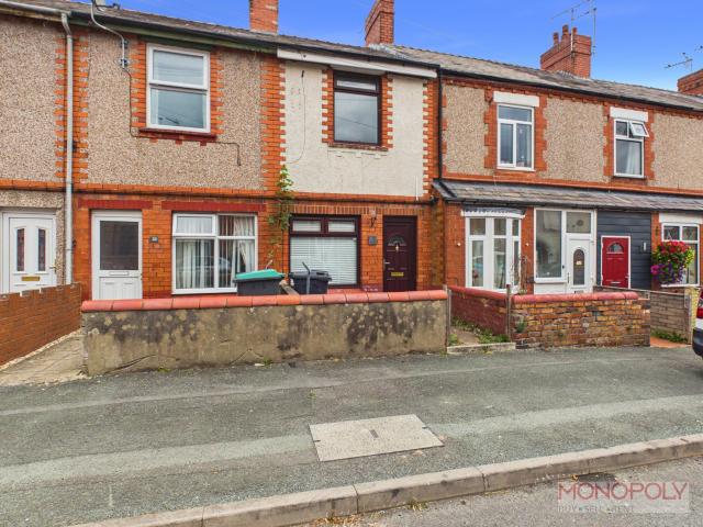 House for rent in Rhostyllen, Wales