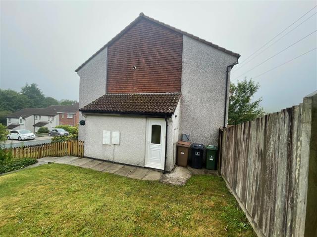 House for rent in Badgers Wood, Mount Wise