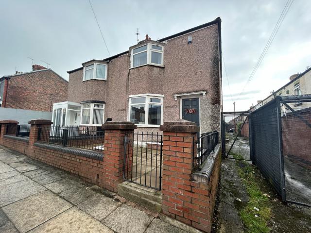 House for rent in Calderstones
