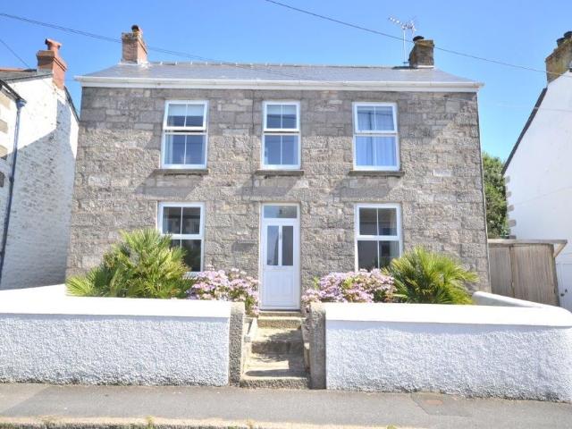 House for rent in Porthleven, Cornwall