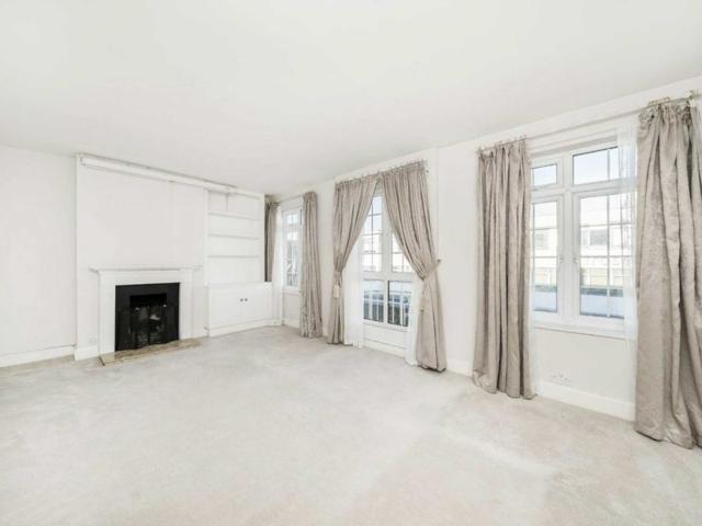 House for rent in East Sheen, Greater London