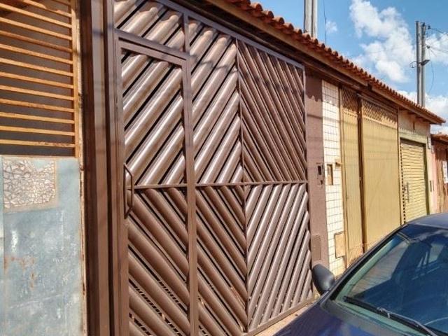 Casa aluguel em Região Geográfica Imediata de Luziânia, Região Integrada de Desenvolvimento do Distrito Federal e Entorno