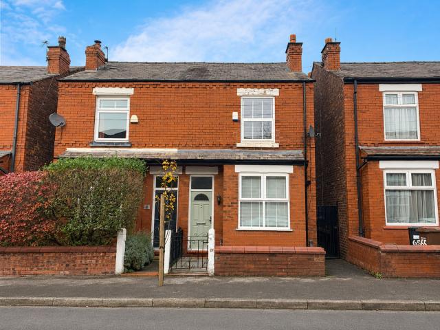 House for rent in Bramhall, Greater Manchester