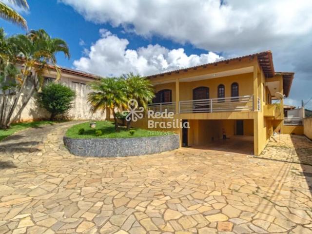Casa aluguel em Região Geográfica Imediata do Distrito Federal, Região Integrada de Desenvolvimento do Distrito Federal e Entorno