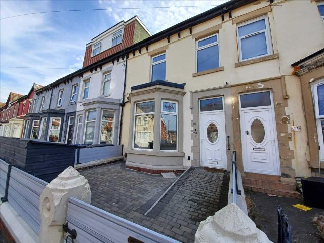 House for rent in Knowle, Blackpool
