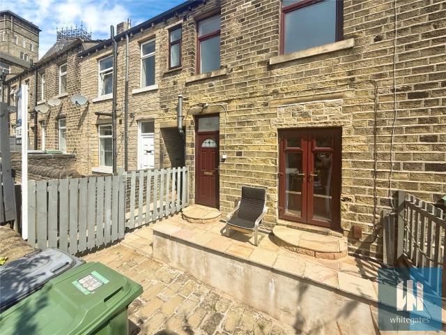 House for rent in Lindley, West Yorkshire
