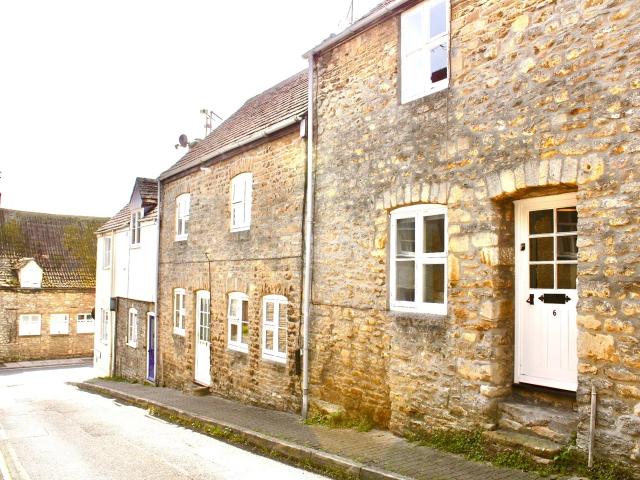 House for rent in Malmesbury, Wiltshire