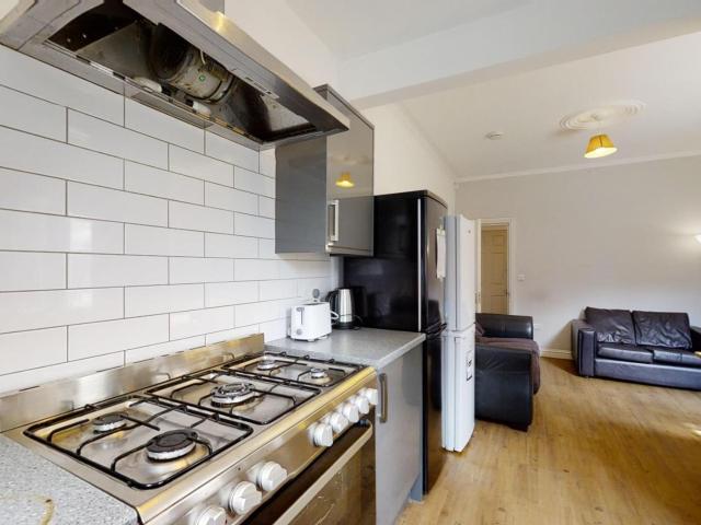 House for rent in Kenwood, South Yorkshire