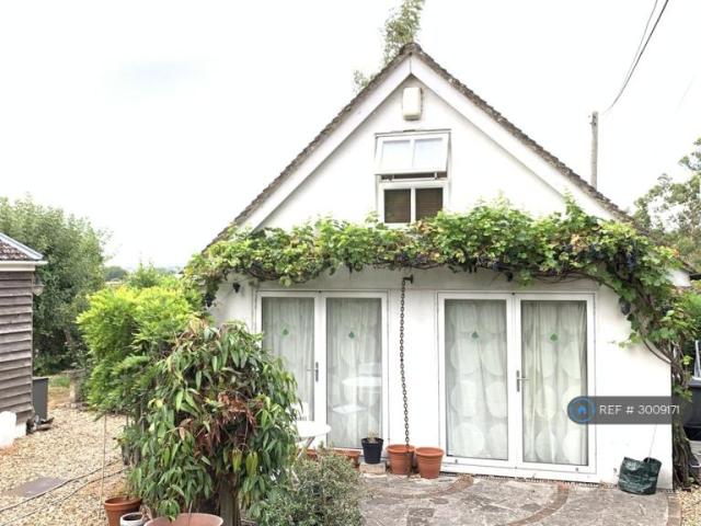 House for rent in Coulston, Wiltshire