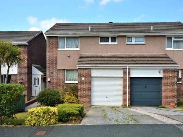 House for rent in Colebrook Village, Mount Wise