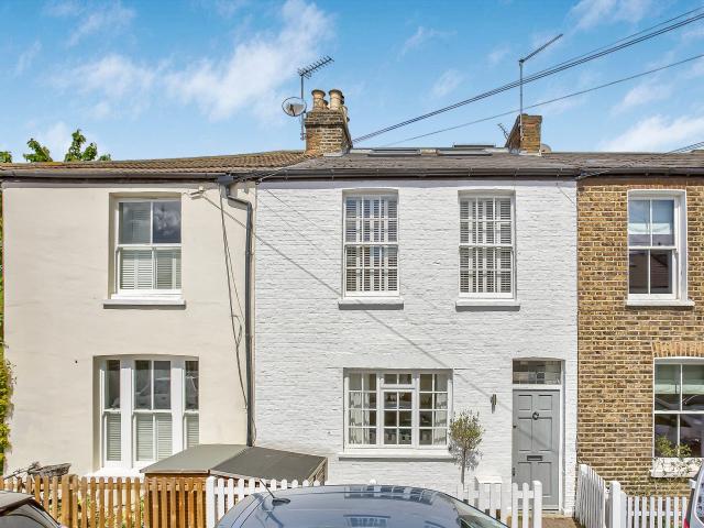House for rent in East Sheen, Greater London