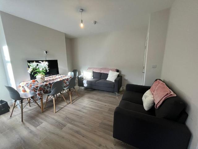 House for rent in Georgia, Greater Manchester
