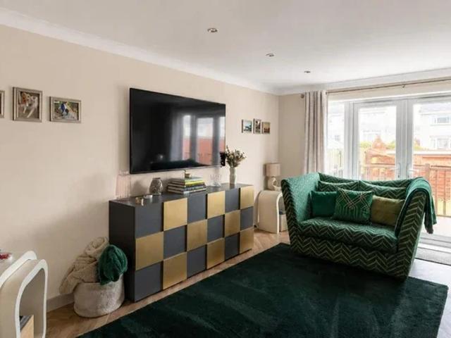 House for rent in Ladywell, Dedridge