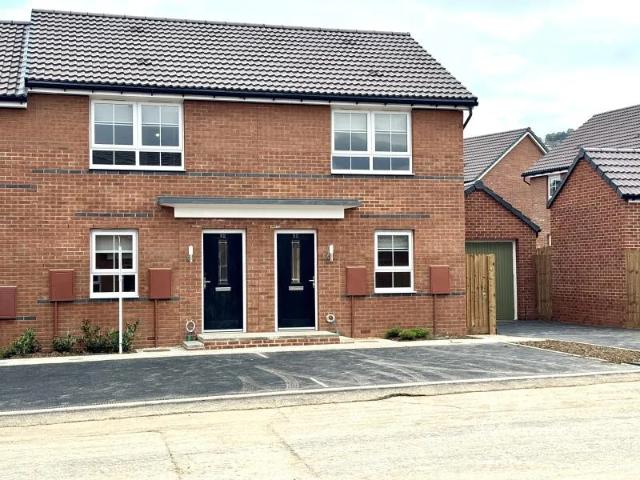 House for rent in Sneedhams Green, Gloucester