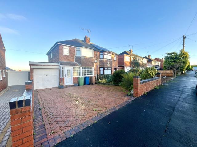 House for rent in Baswich, Staffordshire