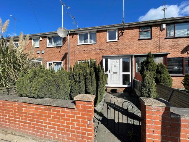 House for rent in Cutsyke, Castleford