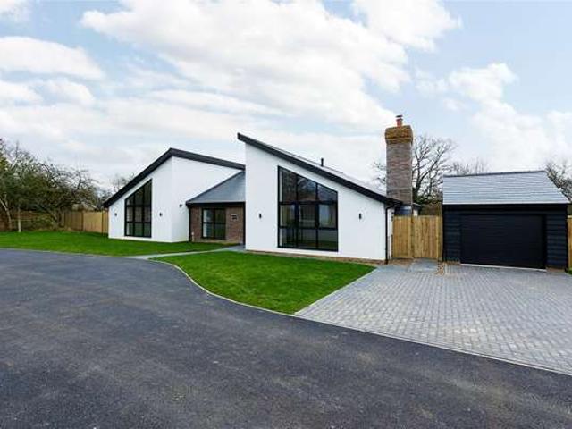 House for rent in Midway, Kent