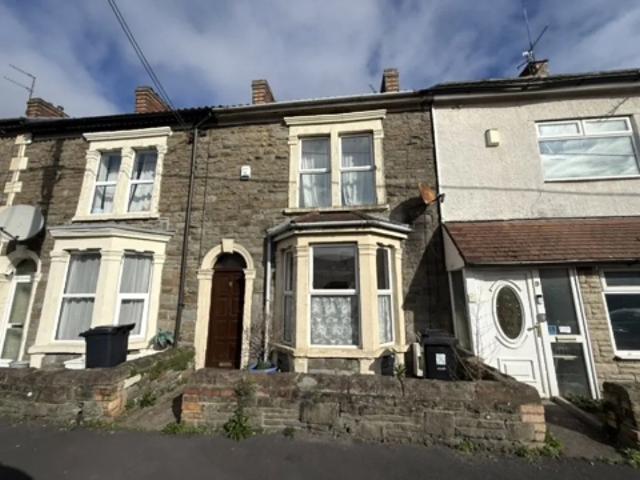House for rent in Kingswood