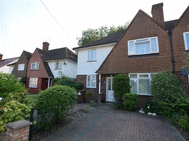 House for rent in Hatch End, Greater London