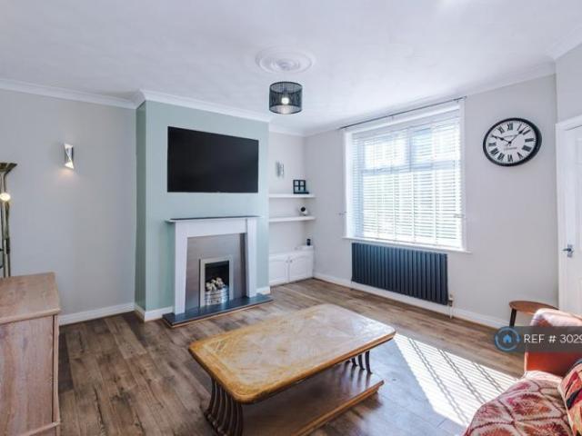 House for rent in Spotland Bridge, Burnedge