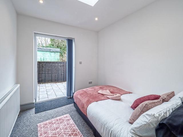 House for rent in Hendon, Hendon
