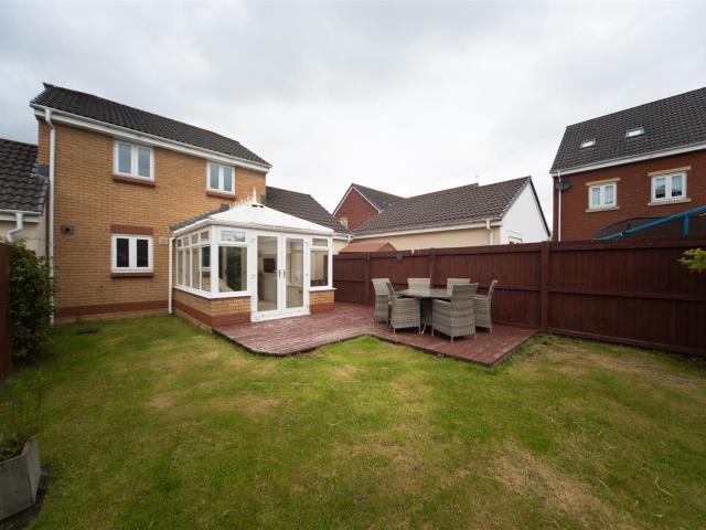 House for rent in Wyncliffe Gardens, Falcon Lodge