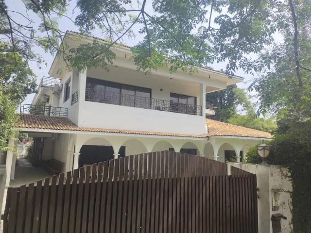House for sale in ای-7, اسلام آباد