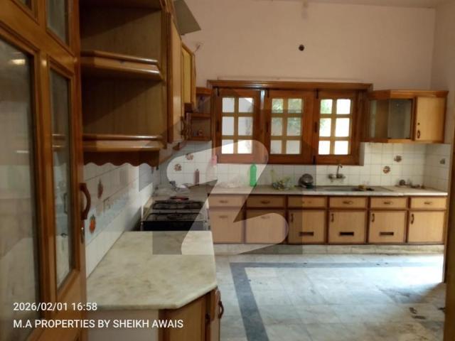 House for sale in Faisalabad, Islamabad Capital Territory