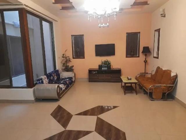 House for sale in Faisalabad, Islamabad Capital Territory