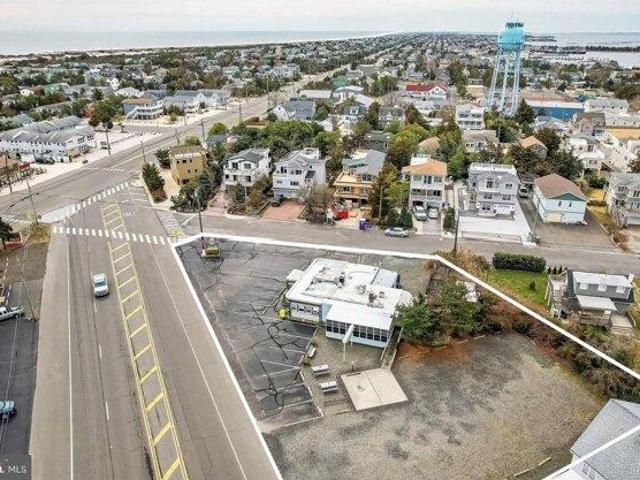 House for sale in Barnegat Light, Ocean County