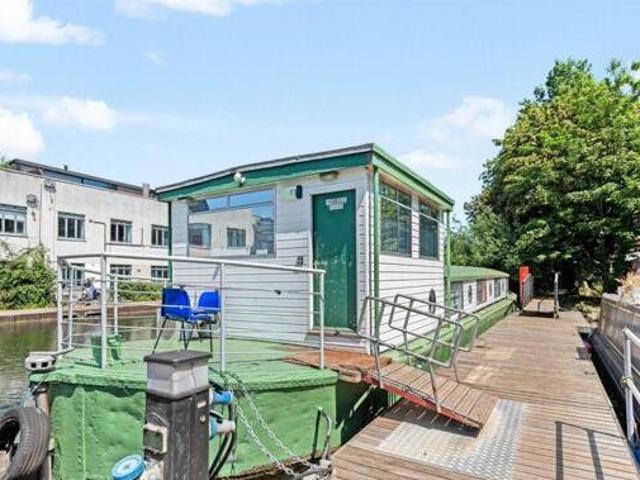 House for rent in Lyons, Greater London