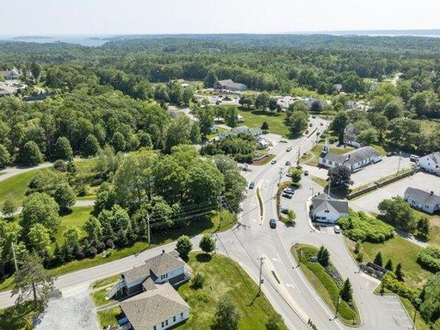 House for sale in Boothbay, Maine