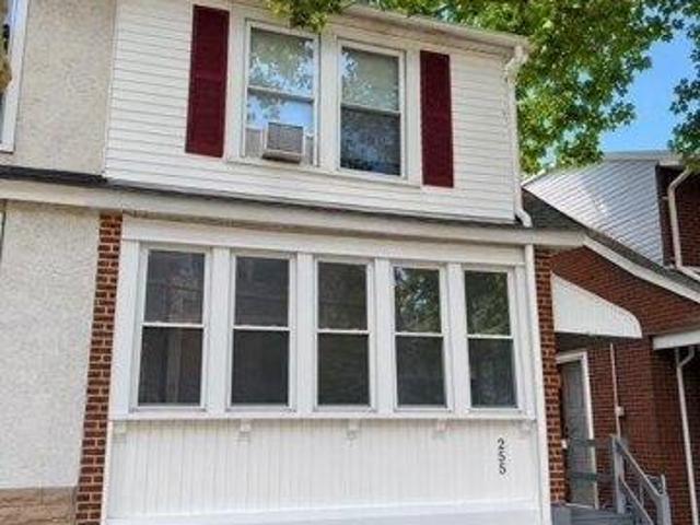 House for sale in Farnerville, Burlington