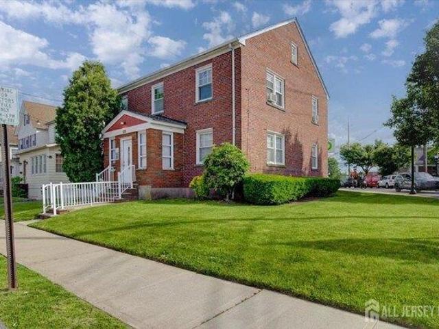 House for sale in Carteret, New Jersey