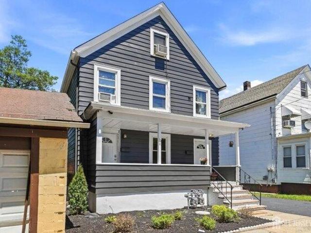 House for sale in Carteret, New Jersey