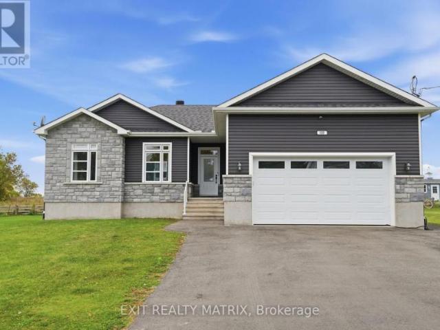 House for sale in Vankleek Hill, Champlain