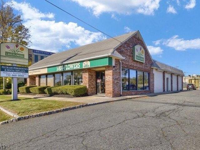 House for sale in Clark, New Jersey