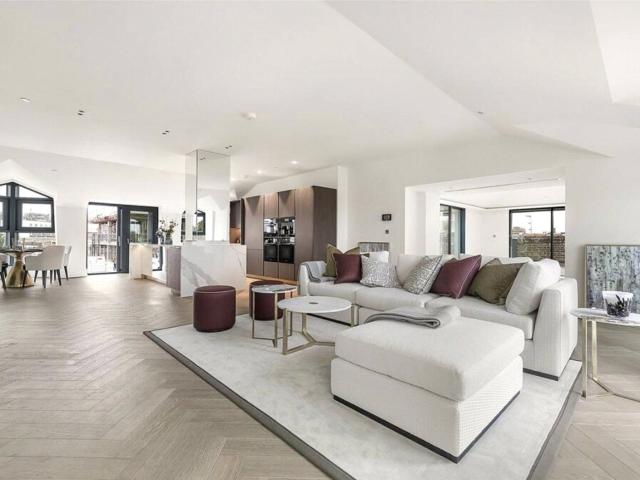 House for rent in Kensal Town, Bayswater