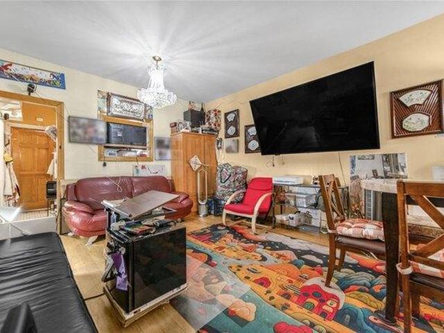 House for sale in Queens, Arverne