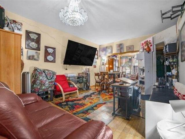 House for sale in Queens, Arverne