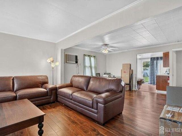 House for sale in Edison, New Jersey