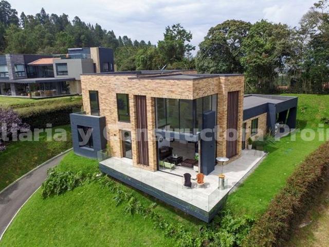 Casa en arriendo en Antioquia, Valle de Aburrá